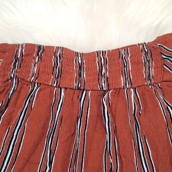 Keep In touch Striped Neutral Corset front skirt - Picture 5 of 5